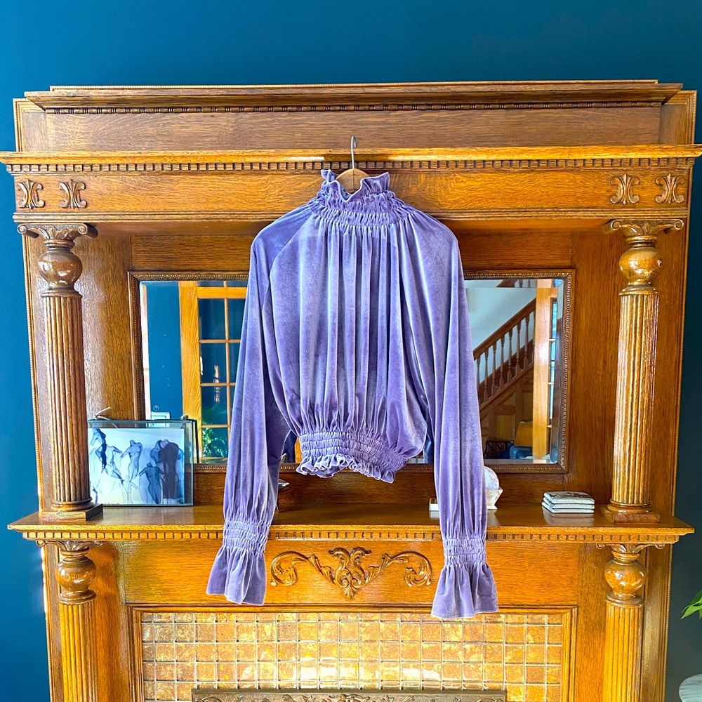 NWT Norma Kamali Velvet Turtleneck Blouse in Amethyst - Size Small